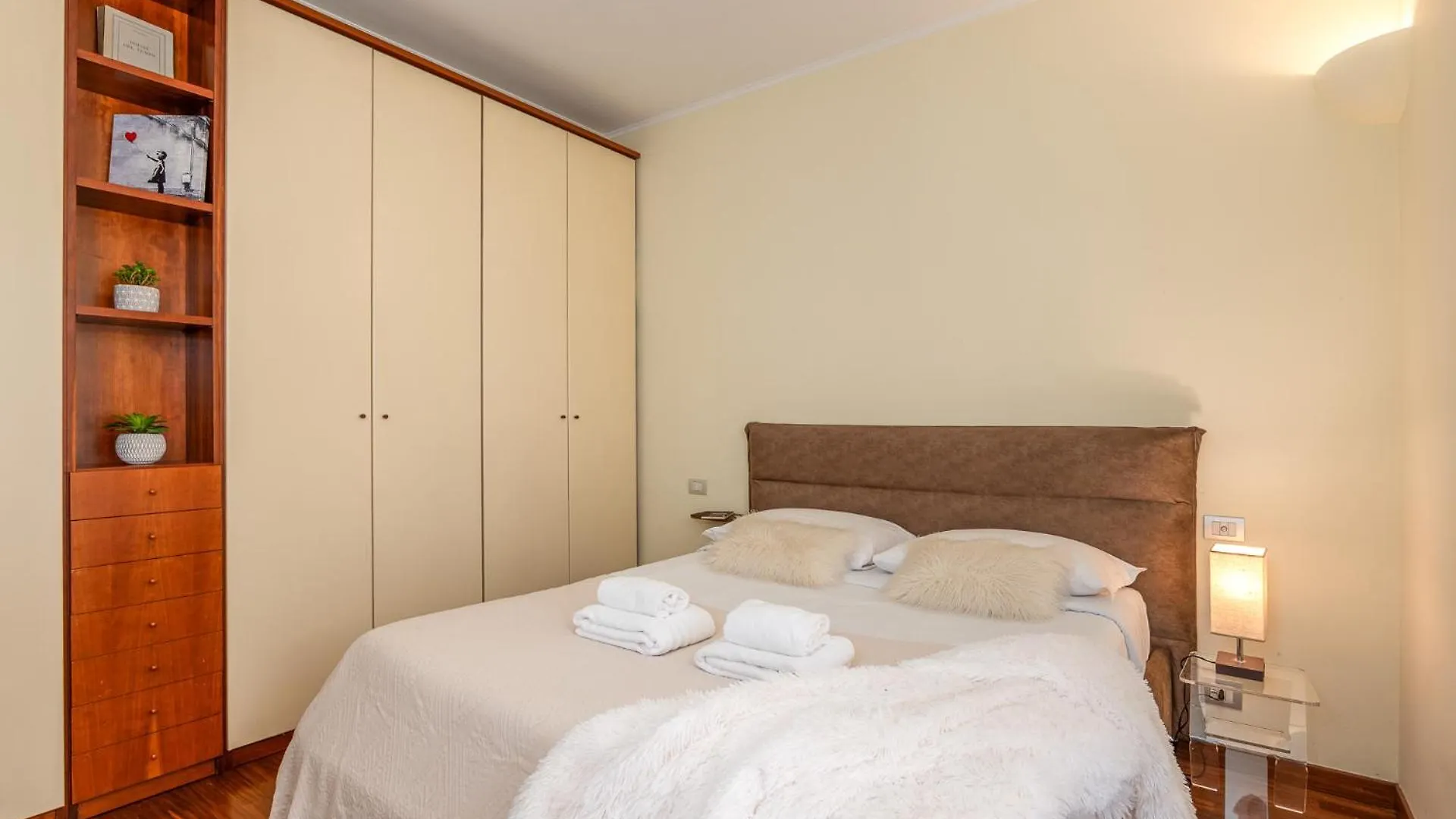 Appartamento Flat In Center With Terrace, Near Garibaldi Fs Milano